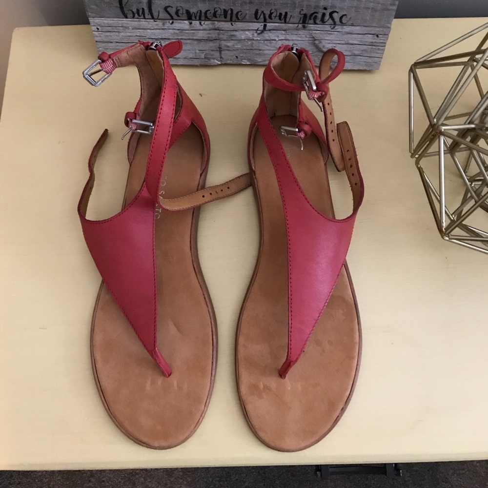 Cute Sandals!!